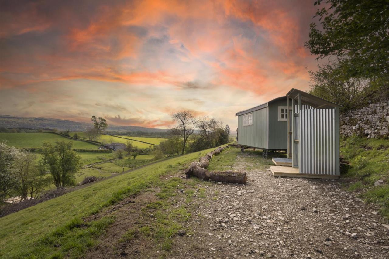 The Heron Shepherds Hut At Lyth Valley Brigsteer Eksteriør billede