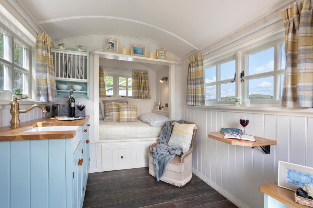 The Heron Shepherds Hut At Lyth Valley Brigsteer Eksteriør billede