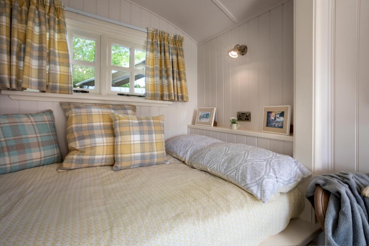 The Heron Shepherds Hut At Lyth Valley Brigsteer Eksteriør billede